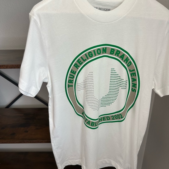 True Religion White T-Shirt with Green Logo SZ M - Picture 1 of 8